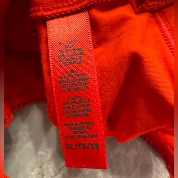 SKIMS FITS EVERYBODY CUT OUT SCOOP BRALETTE SIZE XL - Picture 7 of 7